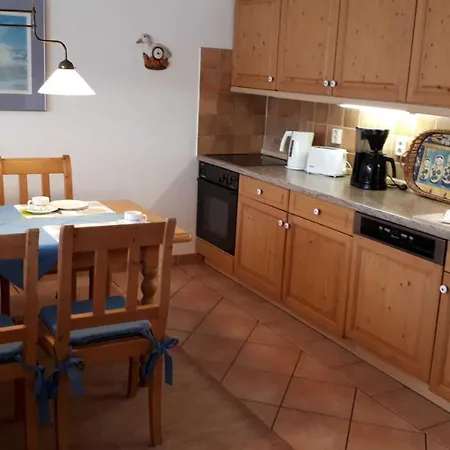 Haus Glowe - 11 - 300 M Zum شقة